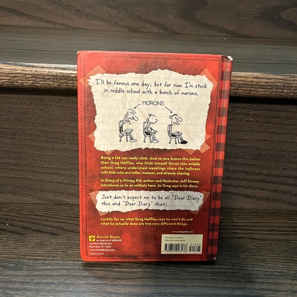 Diary of a wimpy kid book “a novel in cartoons” brand new - Picture 2 of 3